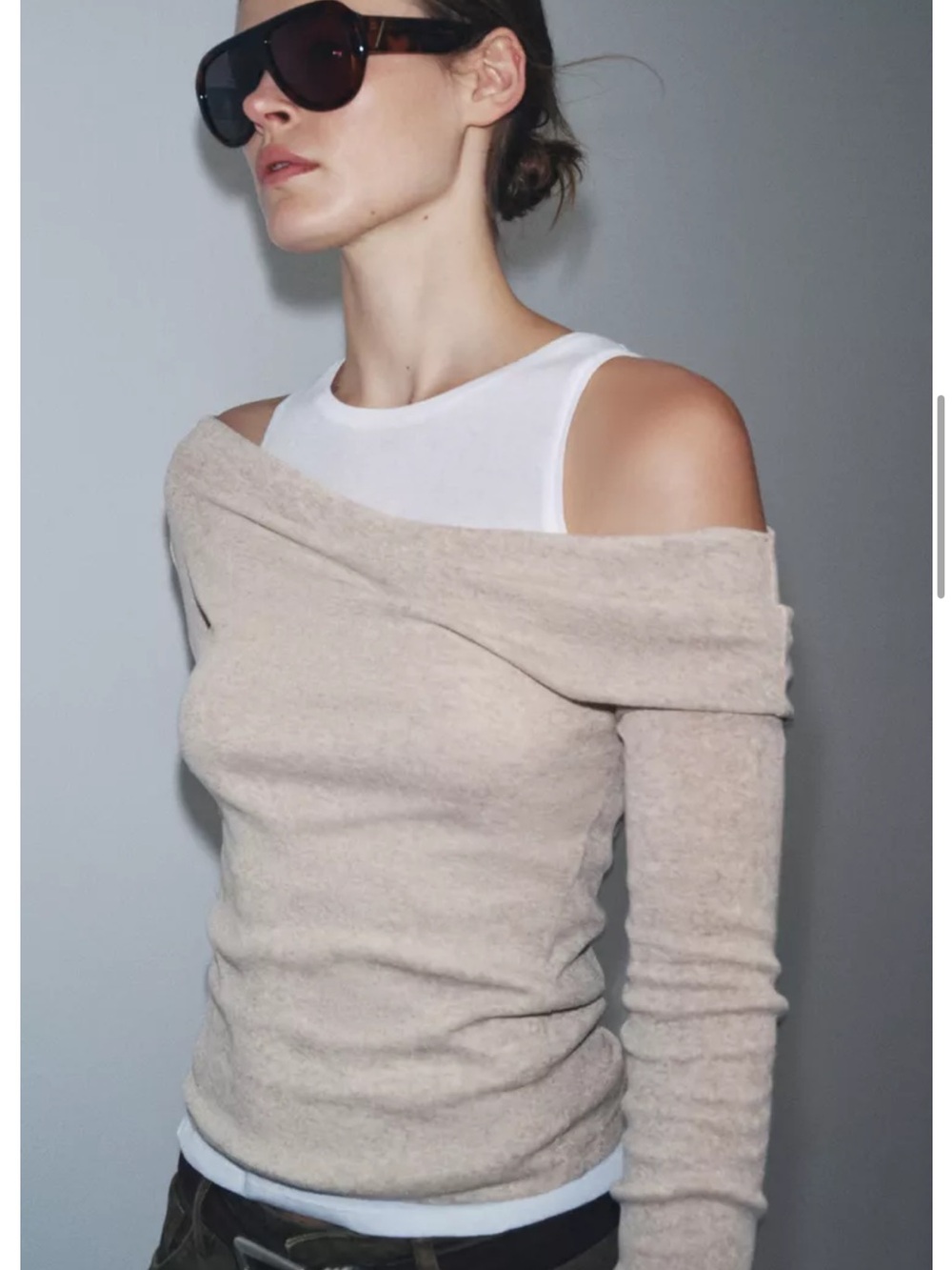 ZARA Off-Shoulder Lightweight Crewneck Sweater in Grey